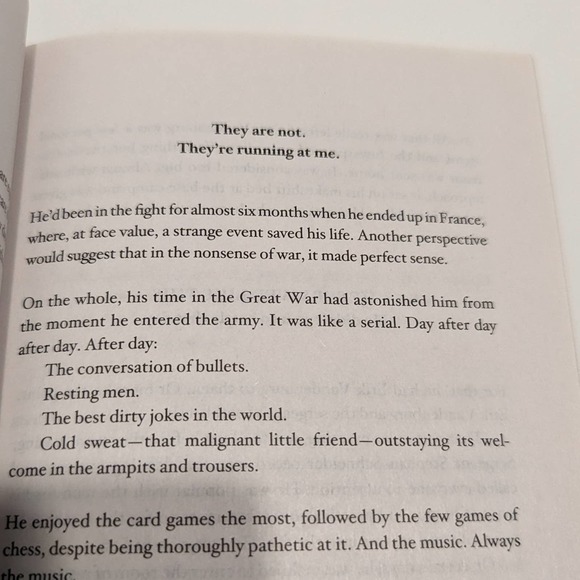 The Book Thief Novel & Reading Group Guide (2005, Paperback) – Markus Zusak - Picture 8 of 11